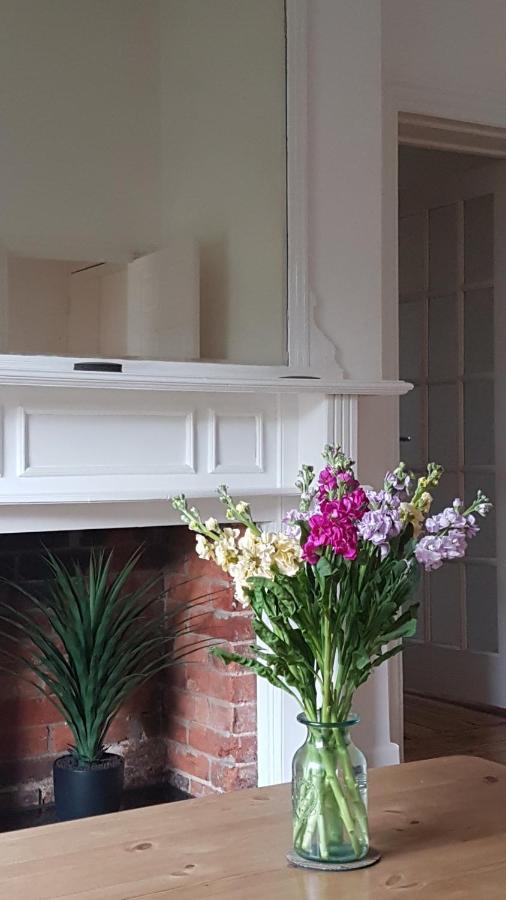 Lovely 2 Bedroom Flat Wifi Close To The Beach Bournemouth Luaran gambar